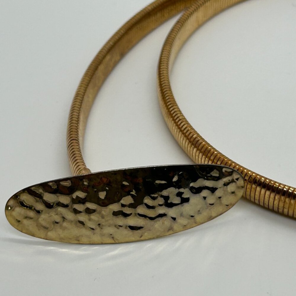 Vintage Snake Chain Stretch Belt Gold-tone Hammered Oval Buckle 80s Boho - Picture 3 of 15